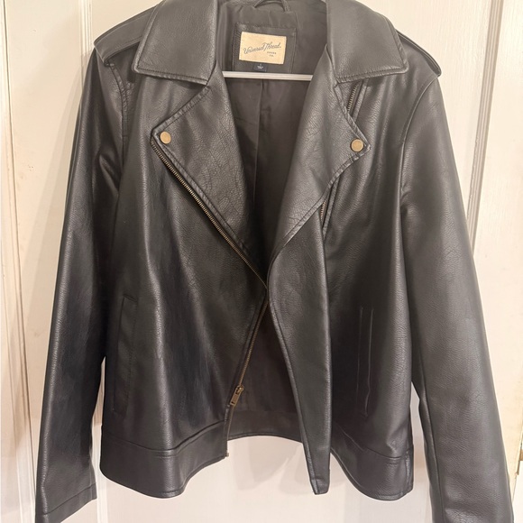 Universal Thread Black Leather Jacket - Picture 2 of 3